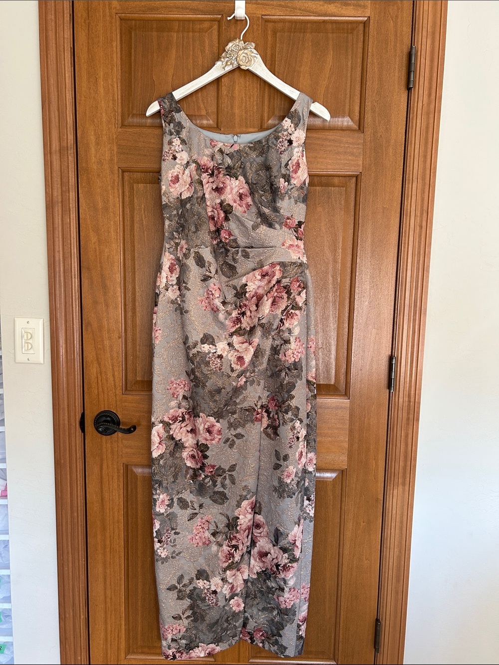 Adrianna Papell Women's Floral Print Metallic Sheath Brocade Gown Dress Sz 10
